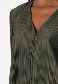 Samsøe Samsøe UMA BLOUSE - Hemdbluse - forest night