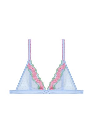 Bralette azul claro translúcido con bordado de fresas rosas y hojas verdes en copas triangulares y tirantes rosas ajustables.