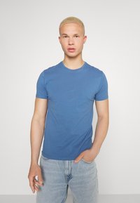 Levi's® SLIM CREW NECK TEE - 2 PACK - T-shirt básica - arctic ice/sunset blue