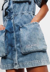 Karl Lagerfeld Jeans Farmerruha - marble blue