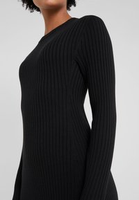 Repeat Abito in maglia - black