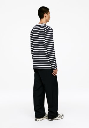 Rank 10: ARKET - Long sleeved top