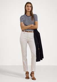 Lauren Ralph Lauren Petite DOUBLE FACED STRETCH COTTON TROUSER - Hlače - white