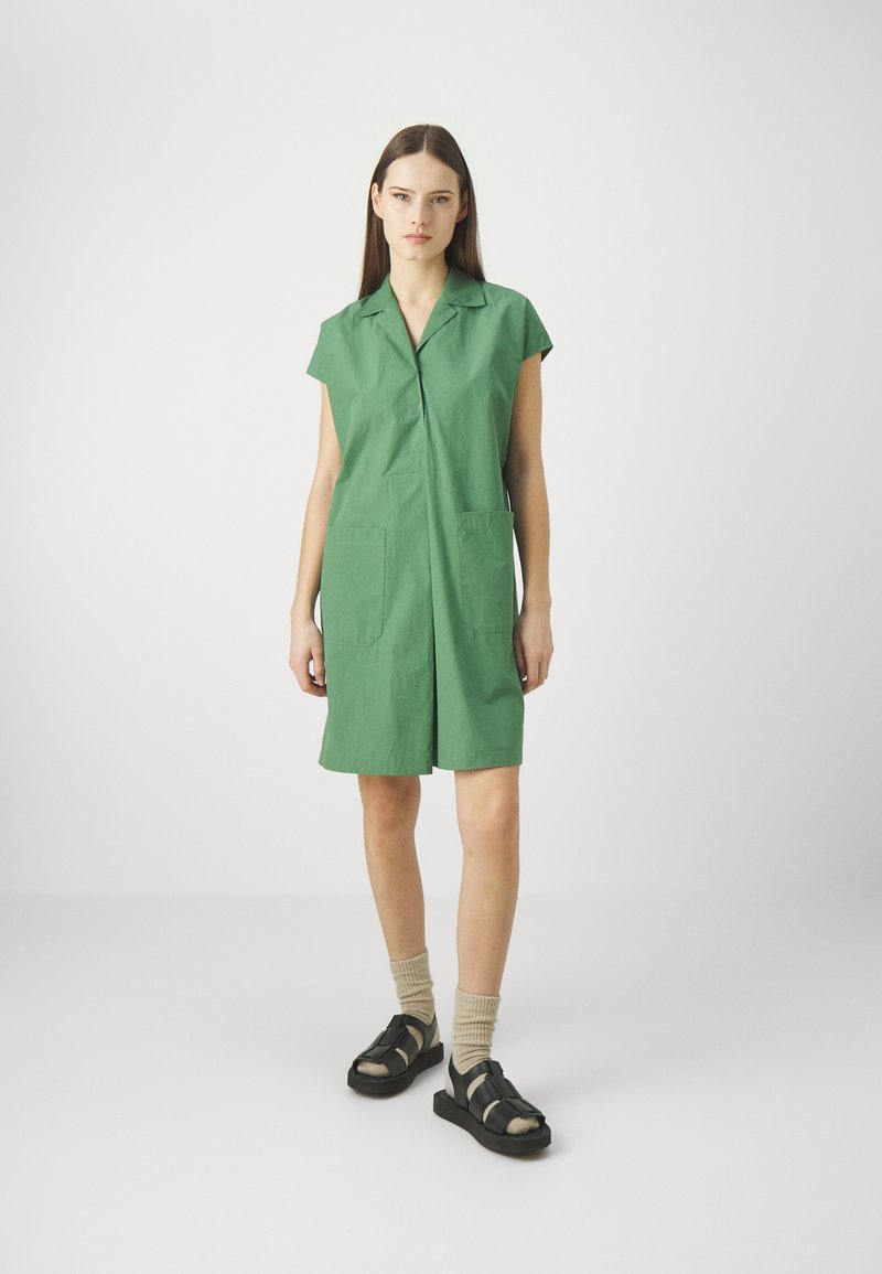 WEEKEND MaxMara BENNY - Robe chemise - verde
