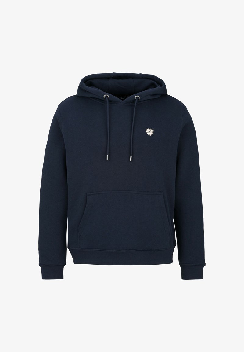 Navyblauwe hoodie gemaakt van zacht materiaal, met een kangoeroezak, een capuchon met trekkoord en een klein geborduurd logo op de borst.