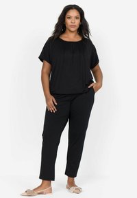 Wasabi Concept WA-SINA 2 - Chinos tipa bikses - black