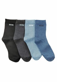 Juego de cuatro pares de calcetines tobilleros en negro, gris oscuro, azul claro y azul oscuro. Están hechos de una mezcla de algodón, presentan una textura suave y cuentan con el logo "HIS".
