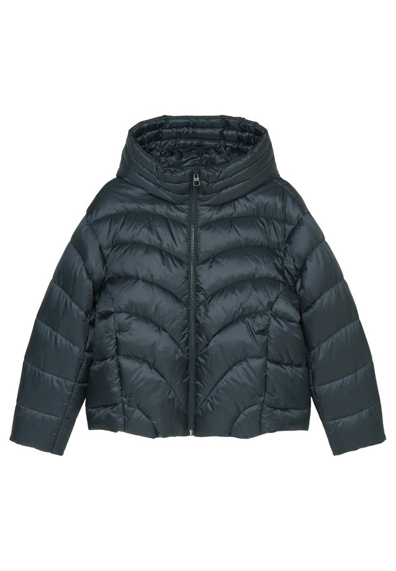 Giacca nera imbottita con colletto alto, chiusura a zip frontale e texture trapuntata. Design cropped con maniche ampie e dettagli di cuciture orizzontali.