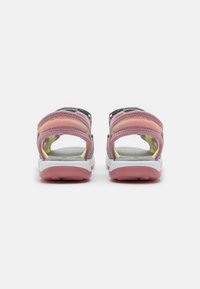 Superfit PEBBLES - Käimissandaalid - light gray/pink