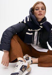 LOLA CASADEMUNT Sneakers basse - navy blue