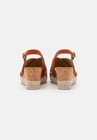 Gabor Comfort Sandali con plateau - metallic red