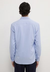 Calliope CLASSIQUE UNIE - Hemd - bleu ciel