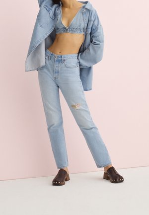 Jean droit - destroyed denim