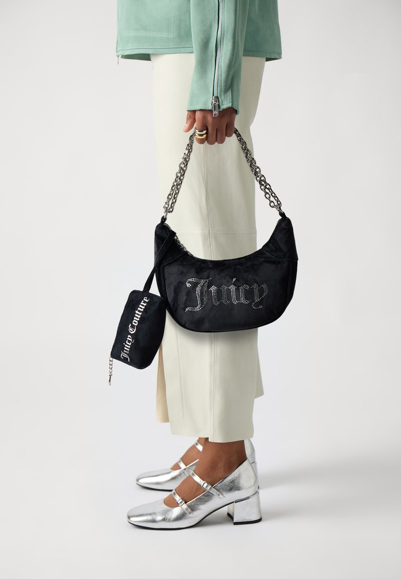 Juicy Couture KIMBERLY SMALL HOBO - Kabelka - black