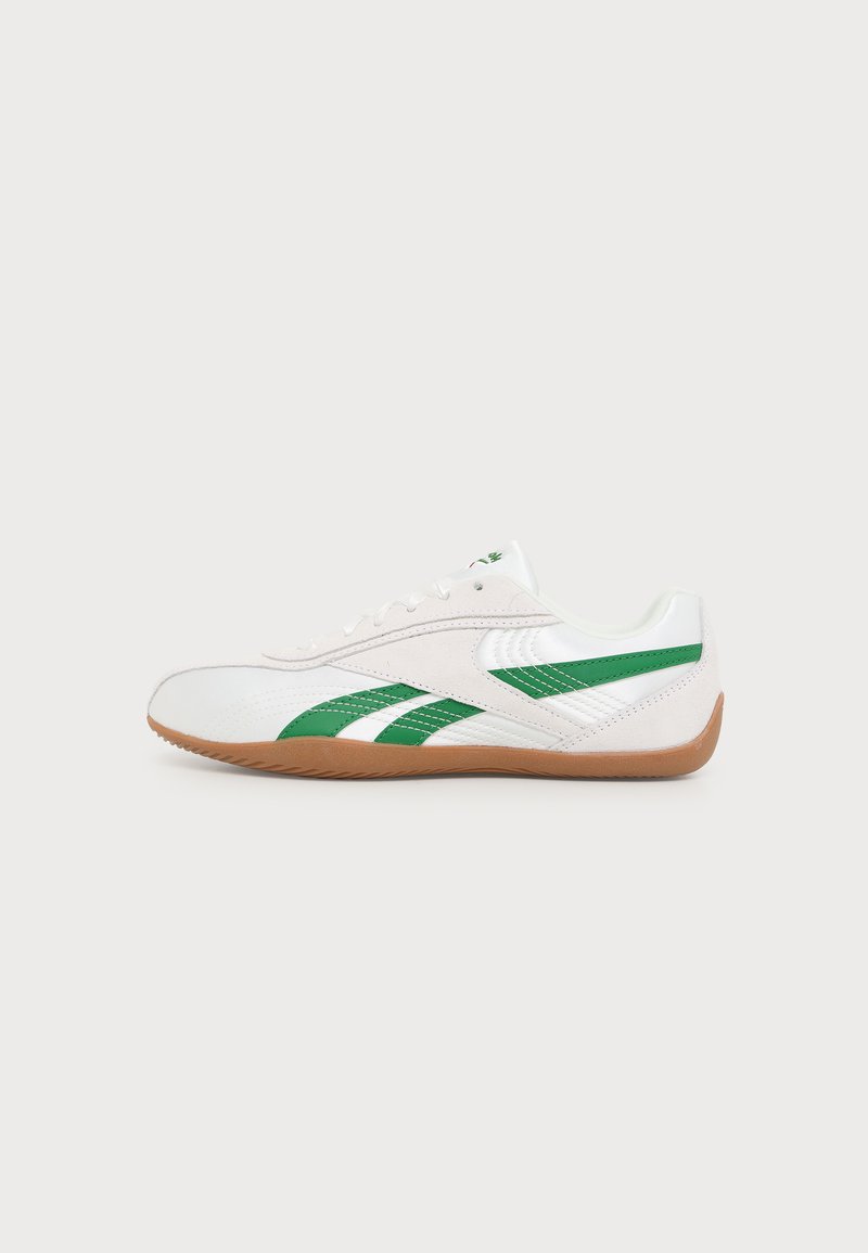 Reebok ULTRA LO chalk/glengreen/gum/white