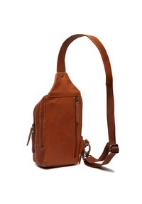 Borsa a tracolla in pelle marrone con una cinghia, dotata di zip, tasca frontale e superficie texturizzata. Design compatto e funzionale.
