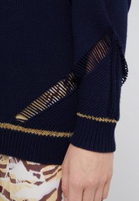 See by Chloé Stickad tröja - dark blue