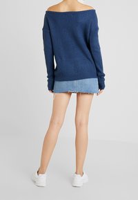 Missguided Stickad tröja - dark blue