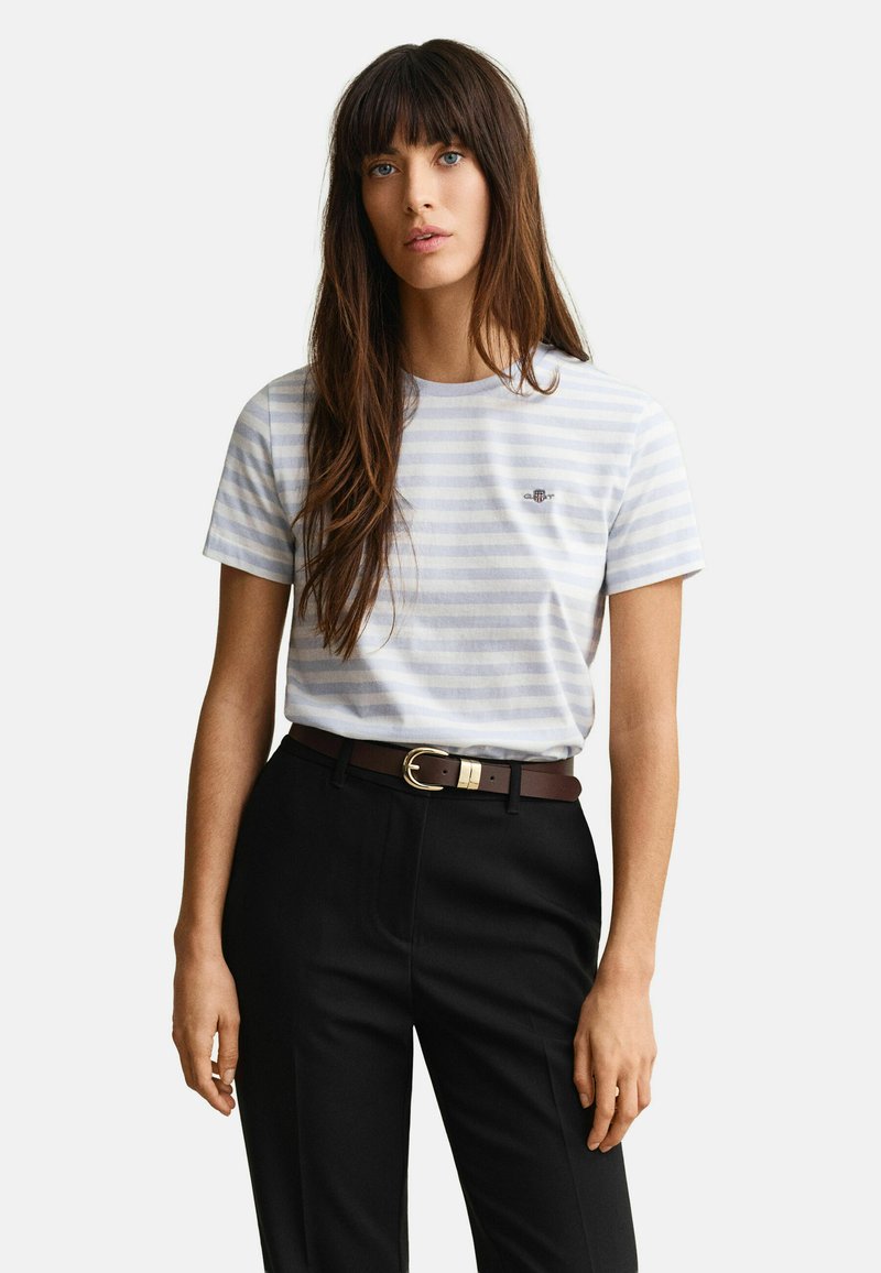 GANT STRIPED SHIELD - Triko s potiskem - light blue