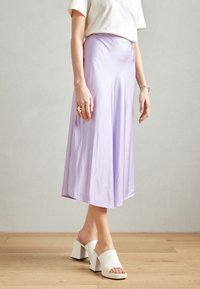 Esprit SKIRT - Falda acampanada - lavender