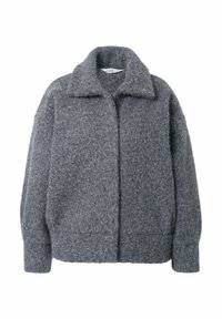 Giacca grigia in misto lana con colletto, chiusura frontale a bottoni e maniche oversize per una vestibilità comoda. Finitura morbida e testurizzata in tutta la giacca.