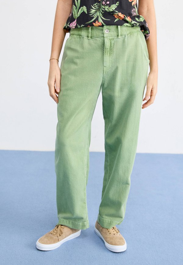 BREAK MY SOUL - Relaxed fit jeans - basil