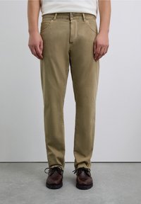 Scalpers SELVEDGE - Blugi drepți - khaki