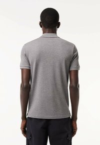 Lacoste Piké - gris chine