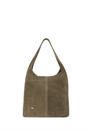 Sac à épaule en daim vert olive doux avec une large bandoulière et un petit logo argenté près du coin inférieur gauche.