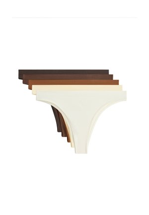 Cinq paires de strings en coton sans couture dans des dégradés de blanc au brun foncé, disposées en rangée empilée.