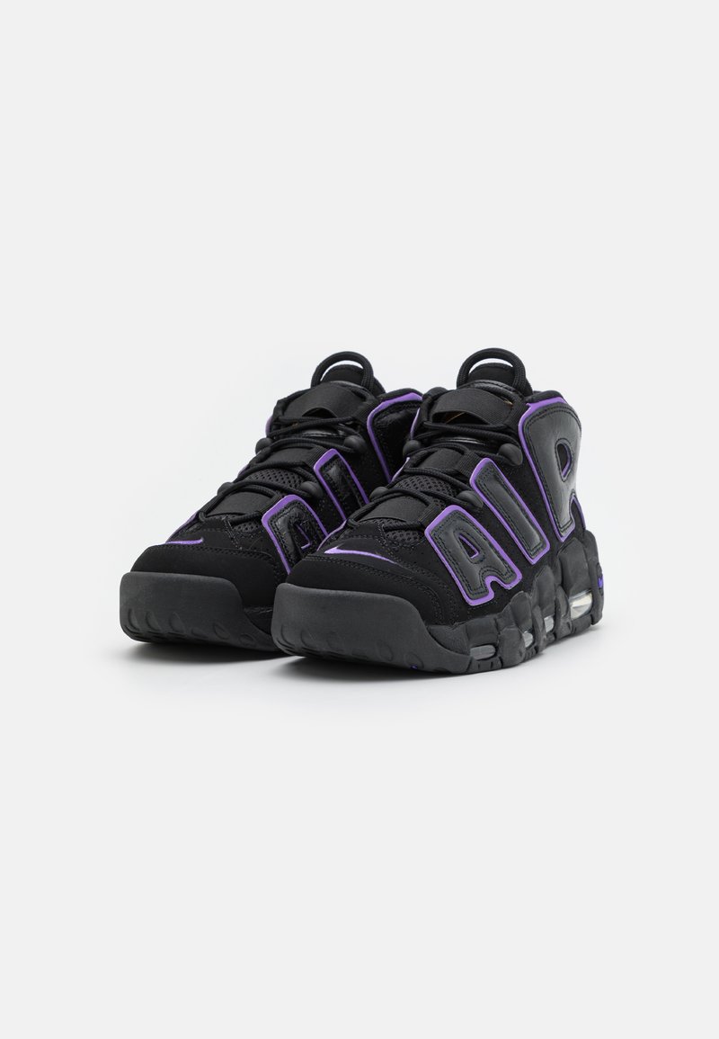 Nike Sportswear MORE UPTEMPO 96 - altas - black/action grape/metallic gold/negro -