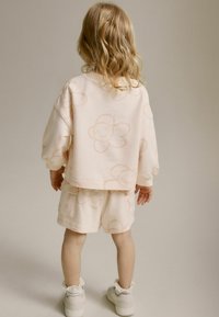 Next SET-REGULAR FIT - Pusa - cream