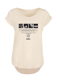 Unselected, whitesand