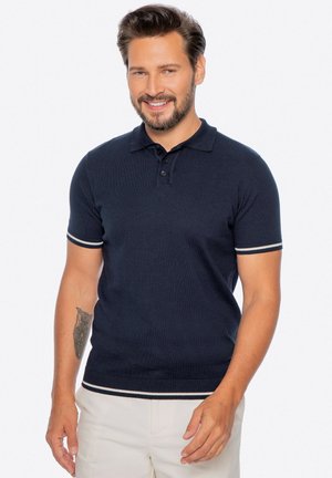 AUS  MIT KONTRASTIERENDEM  - Polo - dark blue