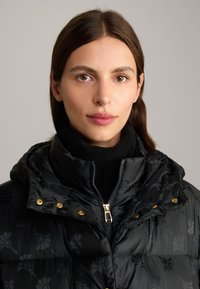 JOOP! STEPP IN GEMUSTERT - Wintermantel - schwarz