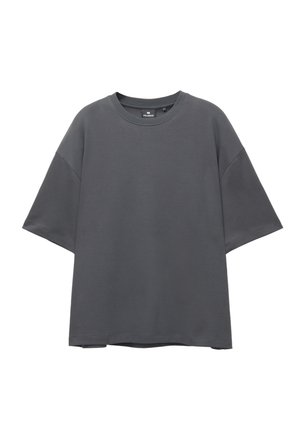 Siva oversized majica, kratki rukavi, okrugli izrez, mješavina pamuka, glatka tekstura, minimalistički dizajn bez uzoraka ili akcenta.