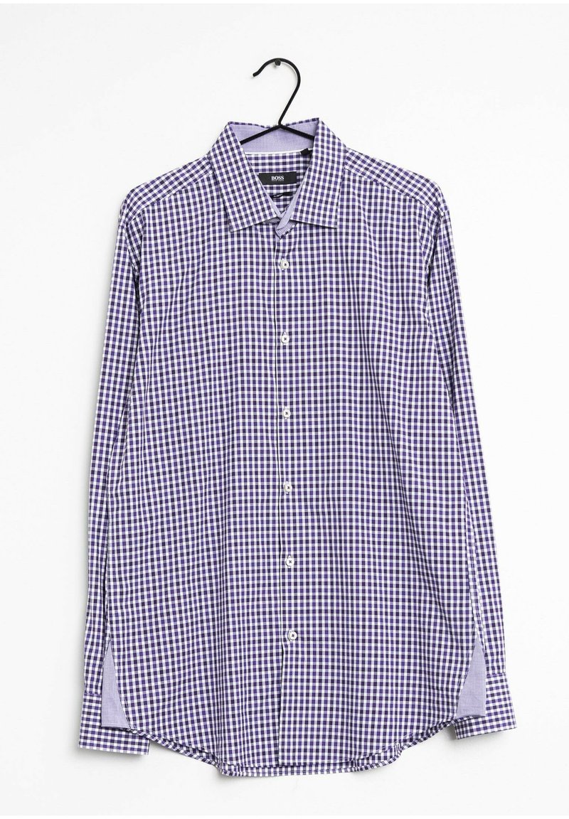 Violetti ja valkoinen ruudullinen napitettava paita pitkillä hihoilla, kärjellinen kaulus ja pyöristetty helma. Kankaan pinta näyttää sileältä ja kevyeltä.