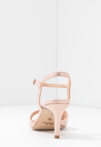 Menbur Sandaalit nilkkaremmillä - rose gold-coloured