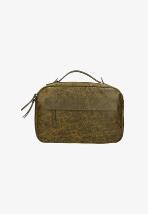 Trousse de toilette rectangulaire en cuir vert olive avec poignée supérieure, poche zippée à l'avant et finition texturée.