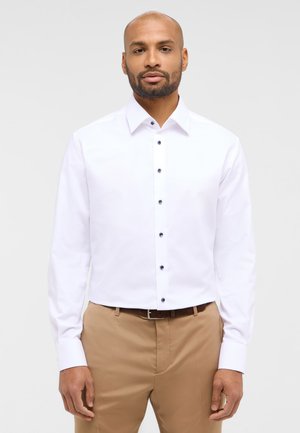 DYNAMIC COTTON ™ HEMD - MODERN FIT - Skjorter - weiß