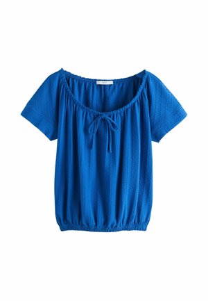 Niebieska bluzka z krótkim rękawem wykonana z fakturowanej tkaniny, z dekoltem w serek, z przodu zawiązywana, z elastycznym dołem.