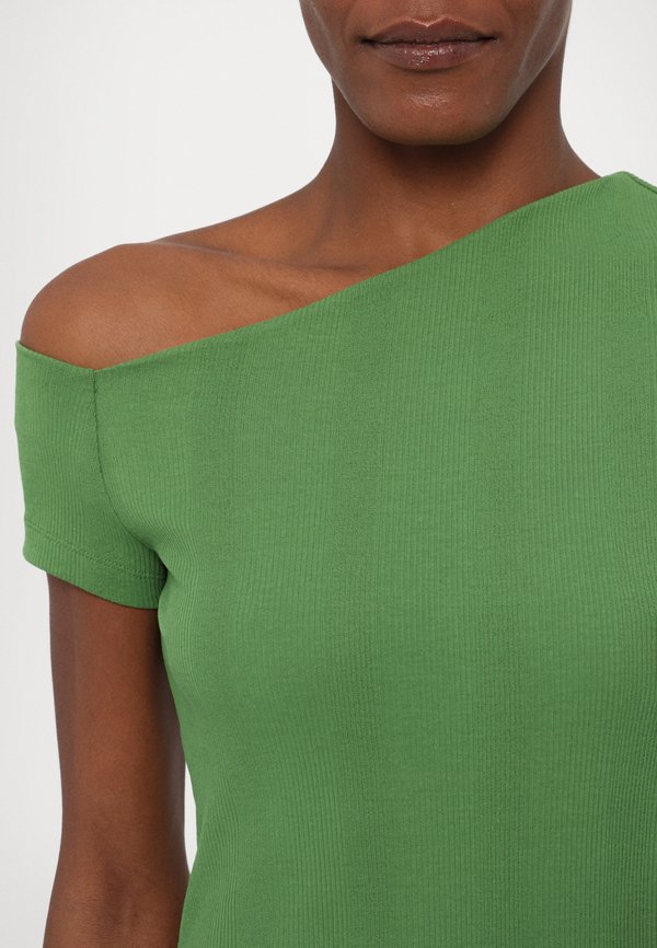 ASYMMERIC - Basic T-shirt - grün3