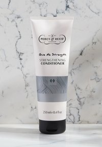 Percy & Reed GIVE ME STRENGTH STRENGTHENING CONDITIONER - Balsamo - 250ml