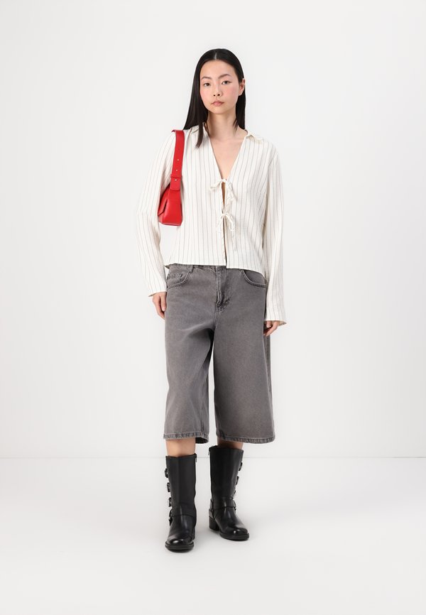 ONLMETTE PINSTRIPE TIE SHIRT - Blouse3