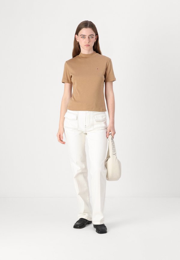 SLIM CODY CROP MOCK - Basic T-shirt - safari4