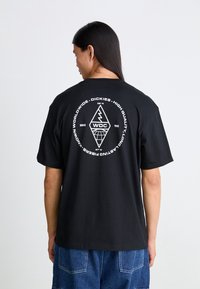 Dickies GRAPHIC TEE - Camiseta estampada - black