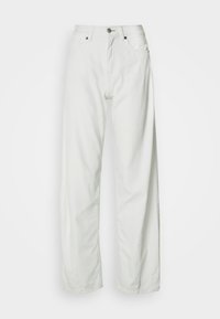 Λευκό τζιν παντελόνι με φαρδιά μπατζάκια από denim, με κούμπωμα με κουμπί και σχεδιασμό με πέντε τσέπες. Λείο υλικό με ελάχιστες ραφές.