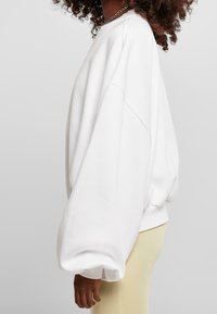 Urban Classics Mikina - white