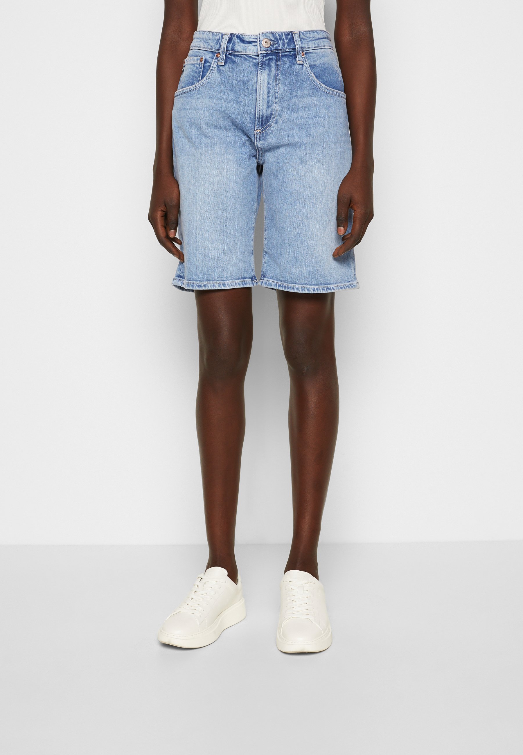 AG Jeans RELAX BERMUDA - Denim shorts 
