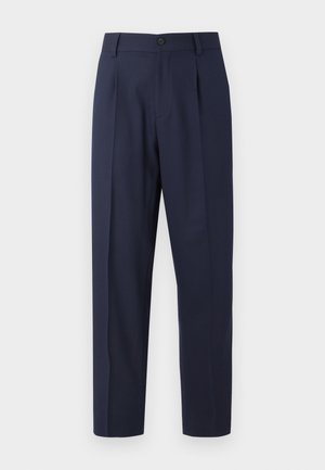 Marineblaue Hose aus glattem Stoff, mit geradem Bein, Falten an der Vorderseite und einem einzelnen Knopfverschluss an der Taille.